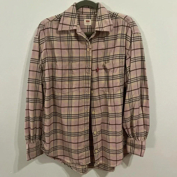 Levi’s Flannel - Picture 1 of 5